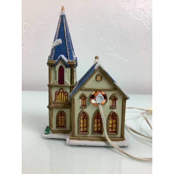 Vintage Trim a Home St Paul Church w light EUC - Picture 6 of 12